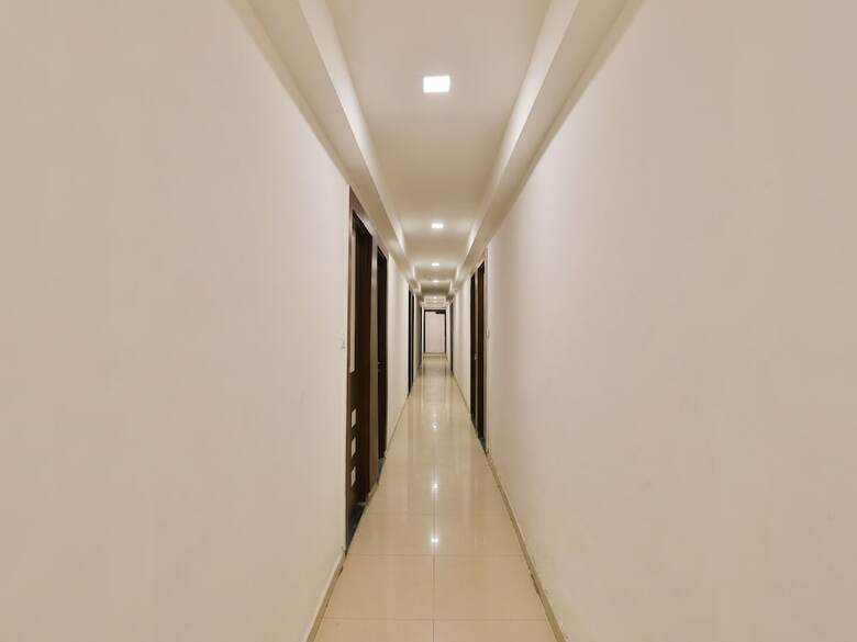 Hotel Oyo 13141 Aniket Inn