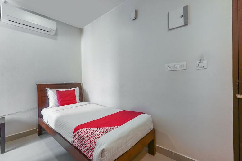 Oyo 454 Hotel Aravindar Residency