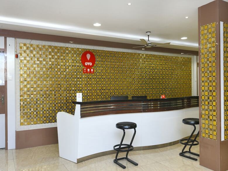 Hotel Oyo 14852 Rahmath Residency