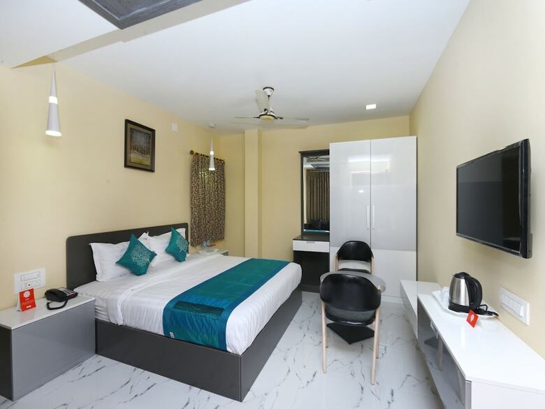 Hotel Oyo 14852 Rahmath Residency
