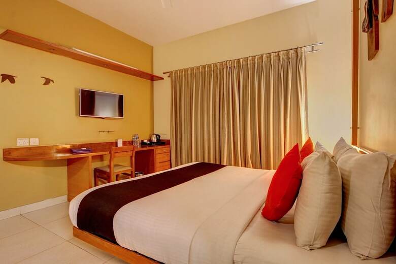 Hotel Capital O 16165 Cartier