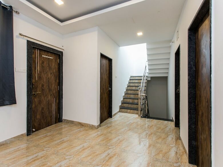 Oyo 15743 Hotel Namaste