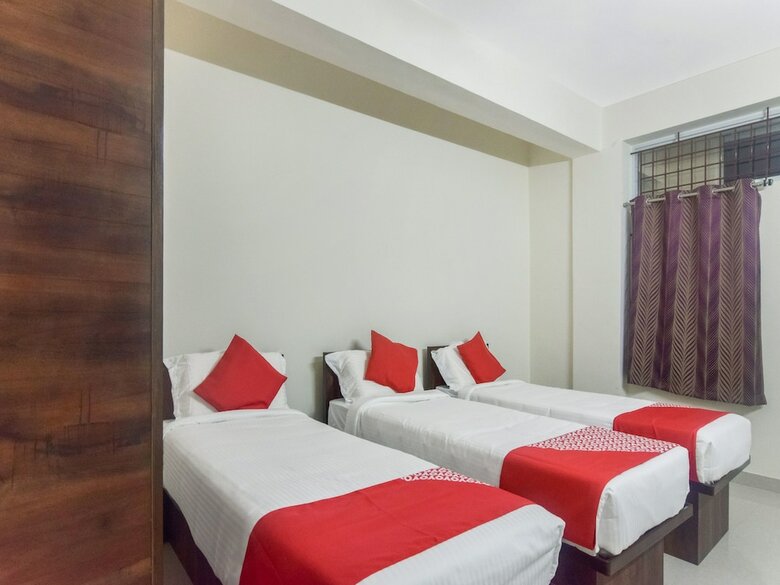 Hotel Oyo 12347 Mv Residency