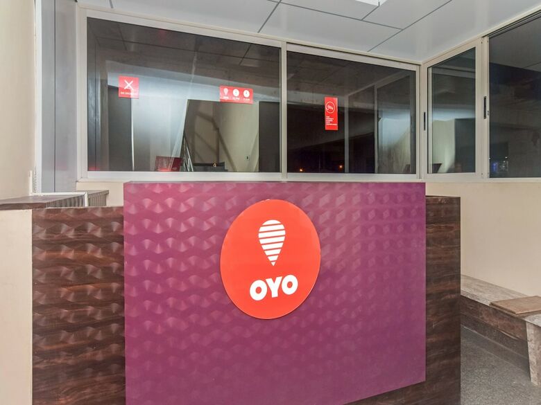 Hotel Oyo 12347 Mv Residency