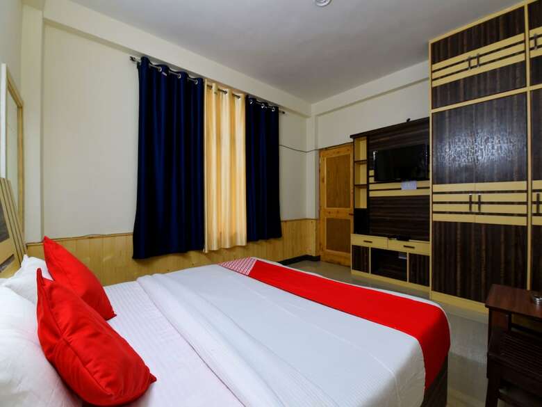 Hotel Oyo 15028 Kalpana Homestay