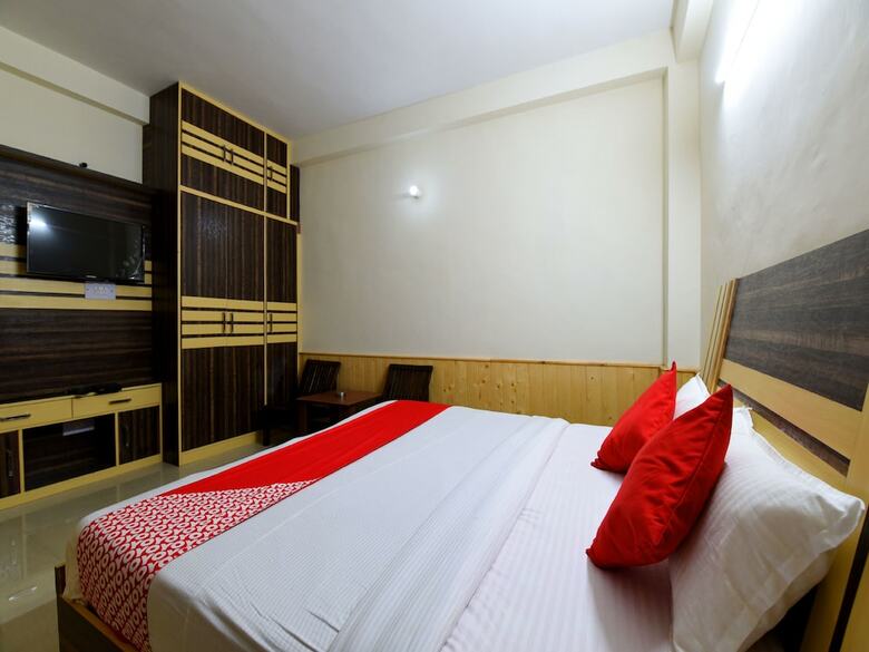 Hotel Oyo 15028 Kalpana Homestay