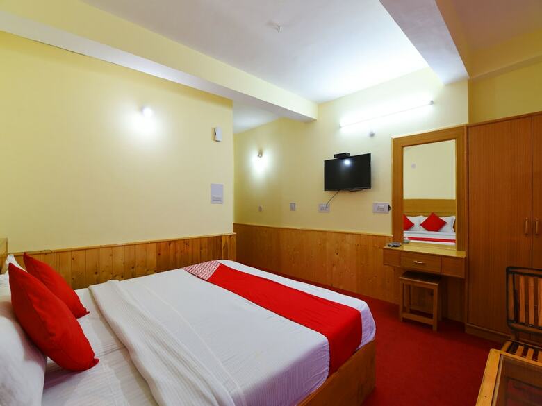 Hotel Oyo 15028 Kalpana Homestay