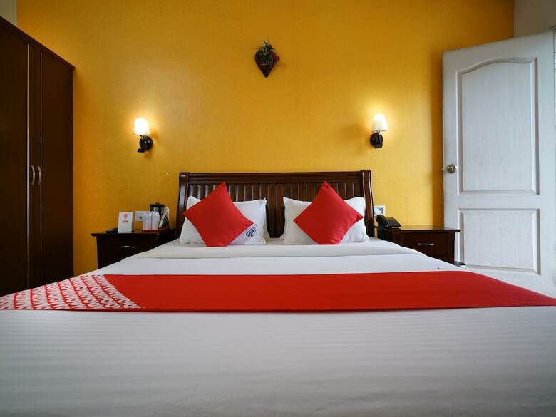 Hotel Oyo 14374 Mgs Residency