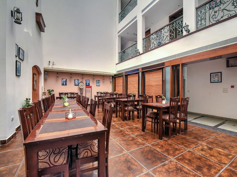 Hotel Capital O 16658 Anila