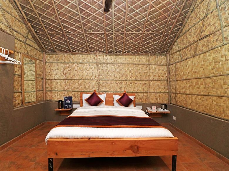 Hotel Oyo 14607 The Gharonda Huts