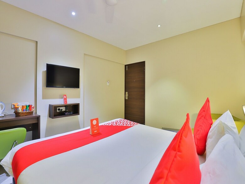 Oyo 16132 Hotel Swastik
