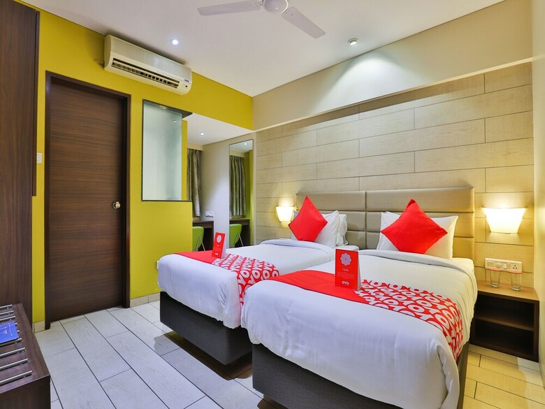 Oyo 16132 Hotel Swastik