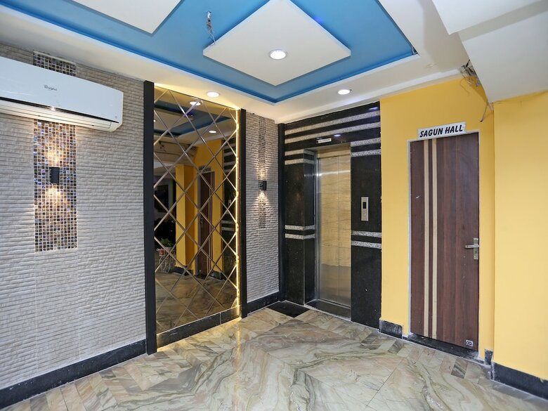Oyo 13125 Hotel Gwal Palace