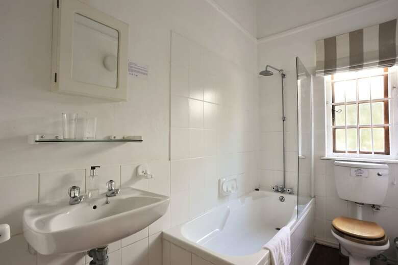 Bed & Breakfast Devonshire House