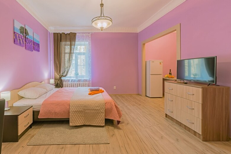 Apart-hotel On Marata 28