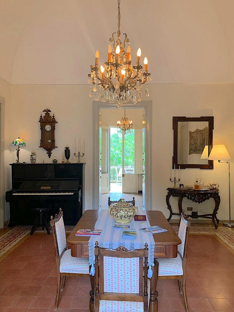 Relais Villa Scinata Luxury Suite