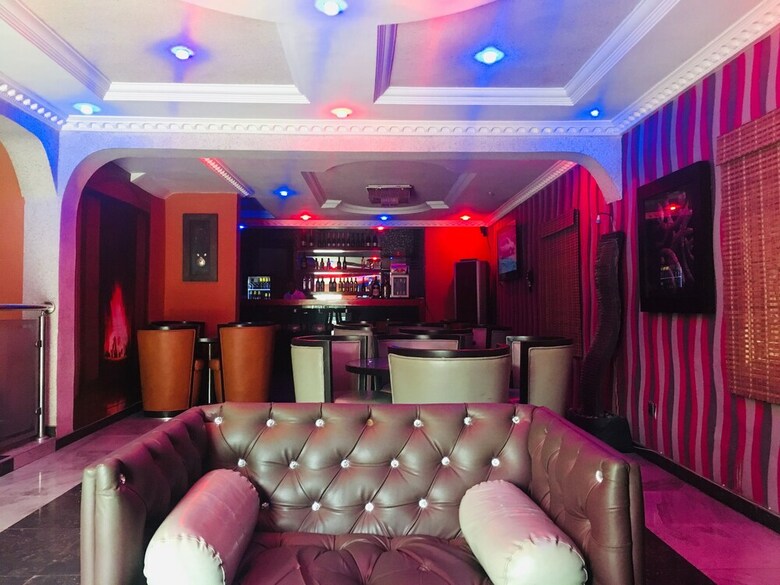 Hotel Islanders Lounge Limited