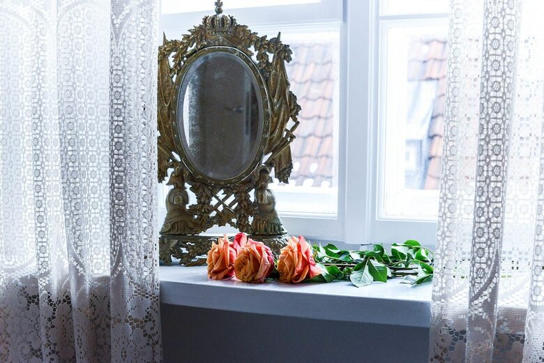 Sunny Apartment In The Old Town