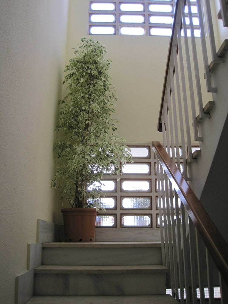 Hotel Rafaela Guest House