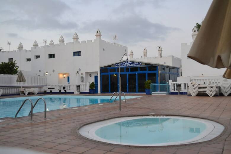 Apartamentos Mari House