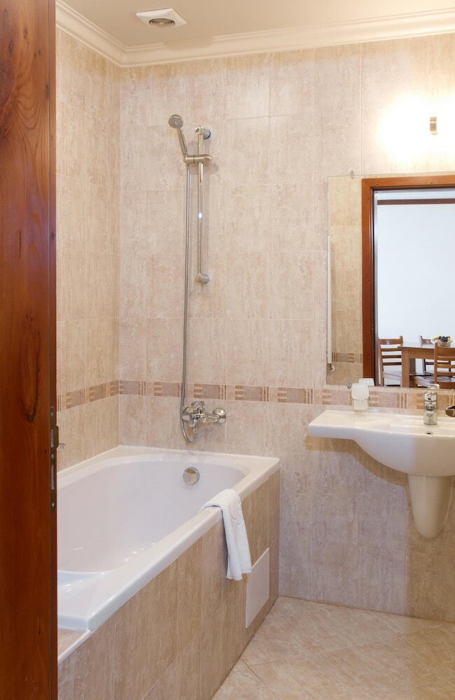 St. Ivan Rilski Hotel & Apartments
