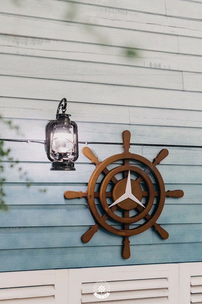 Hotel Sea & Sail Hostel