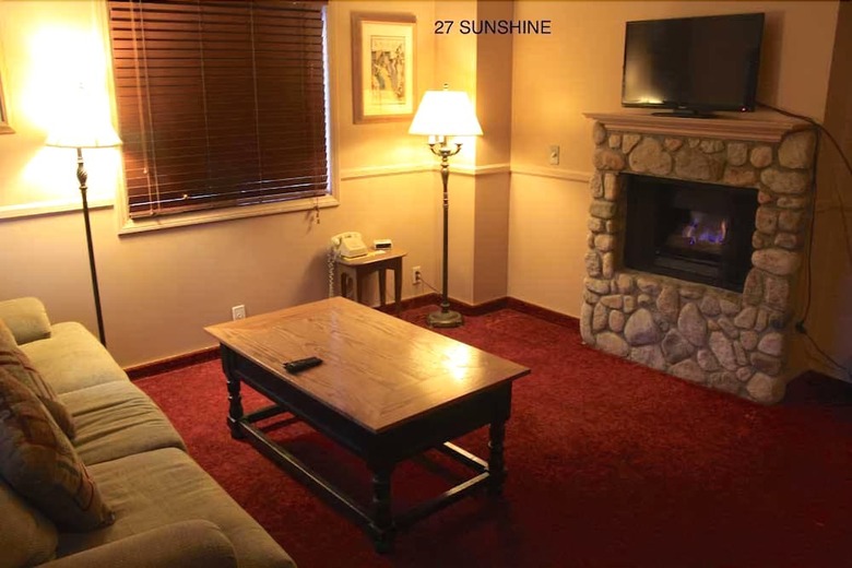 Hotel Saddleback Inn
