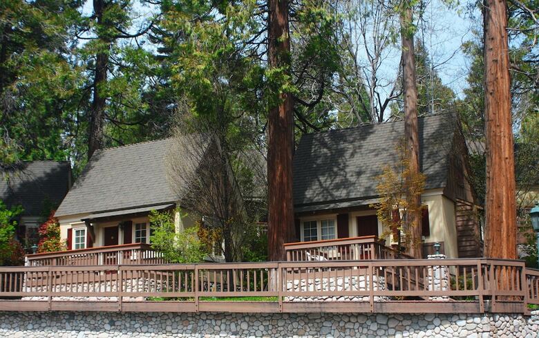 Hotel Saddleback Inn