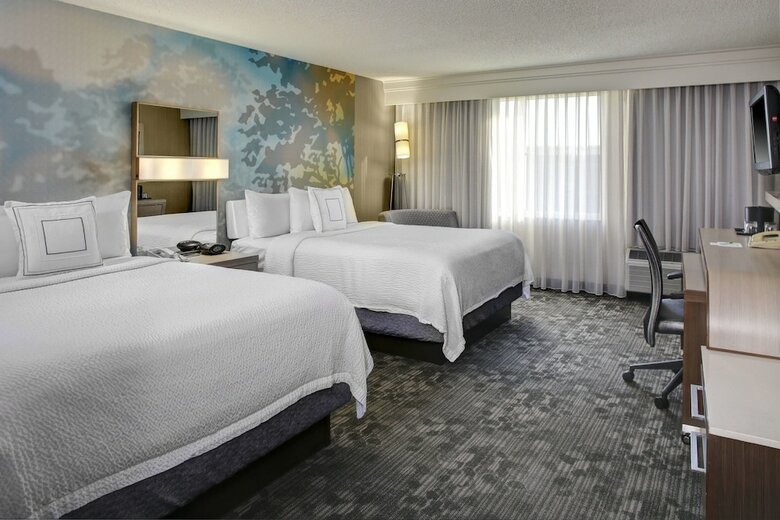 Hotel Courtyard By Marriott Cleveland Airport South