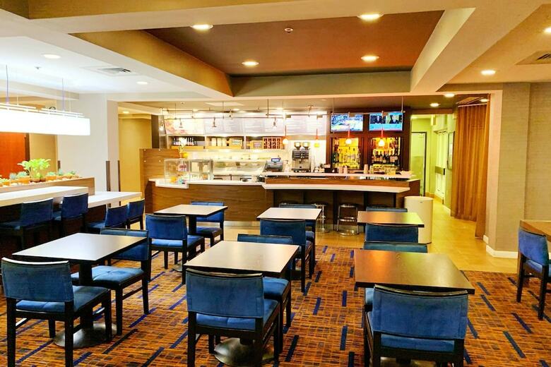 Hotel Courtyard By Marriott Cleveland Airport South