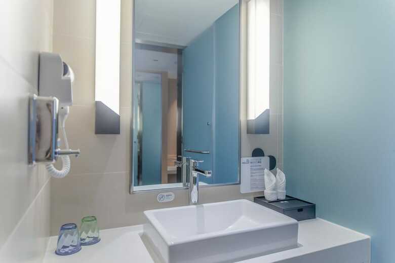 Hotel Holiday Inn Express Ya'an City Center
