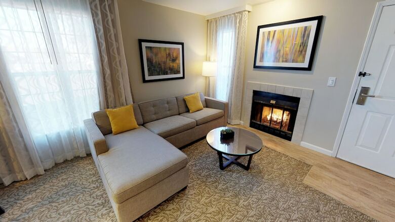 Chase Suite Hotel Newark