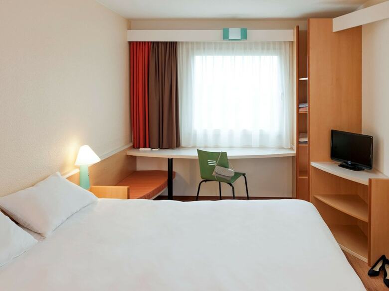 Hotel Ibis Beauvais Aeroport