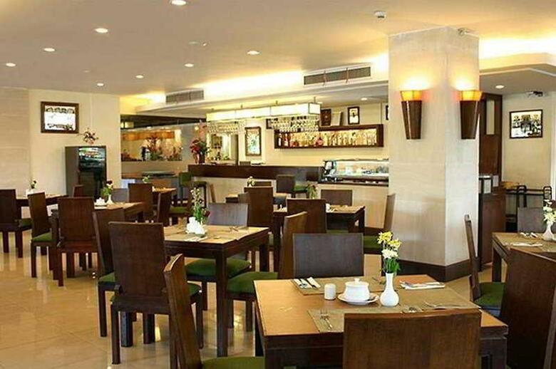 Royal Peninsula Hotel