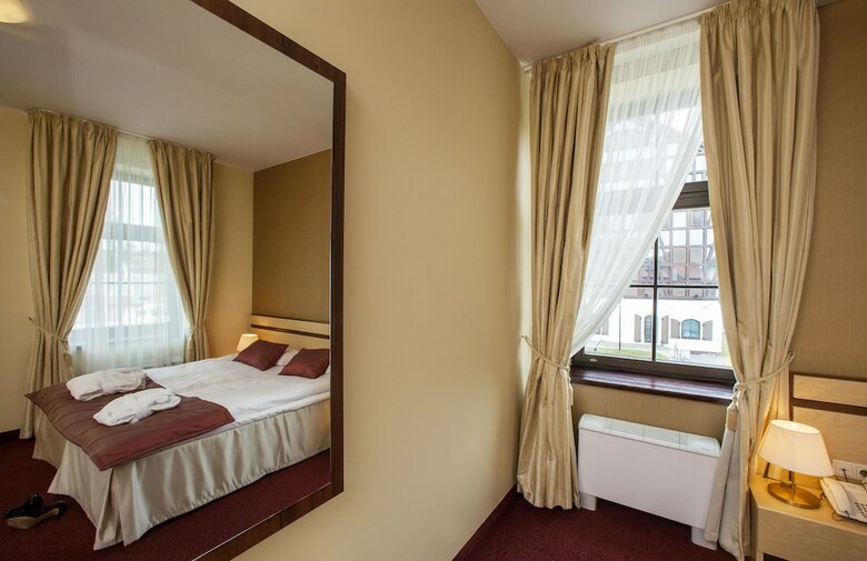 Old Mill Conference Hotel