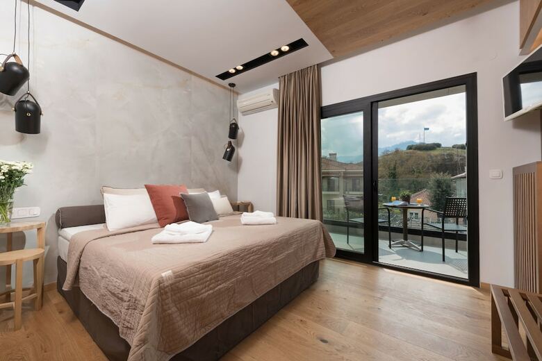Tsikeli Hotel - Adults Only