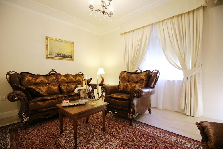 Hotel Villa Triana