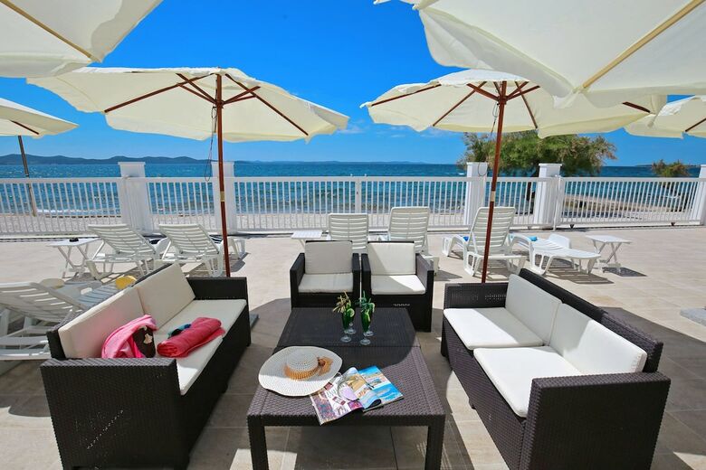 Hotel Villa Triana