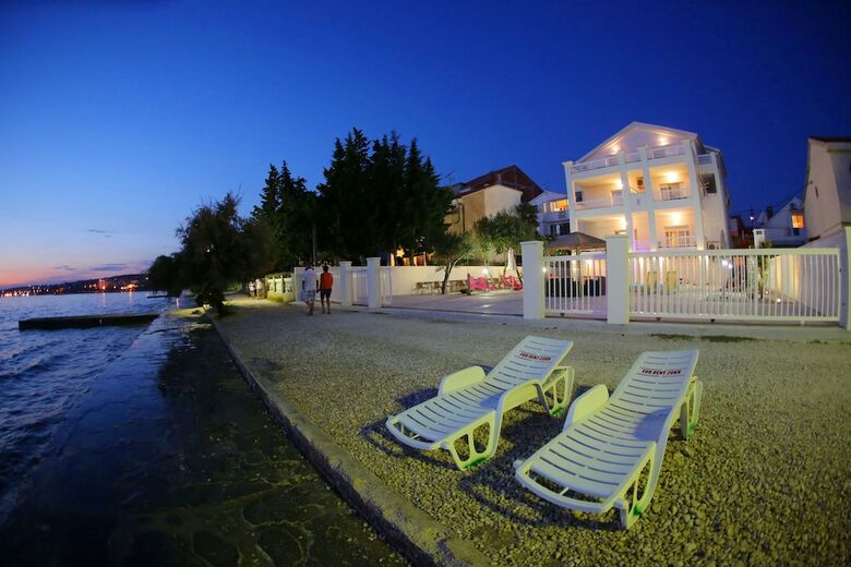 Hotel Villa Triana