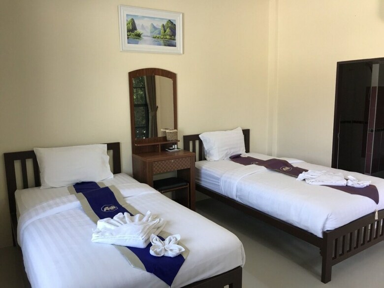 Hotel Donsak Ville