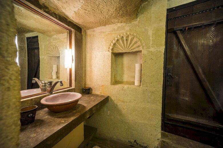The Village Cave Hotel