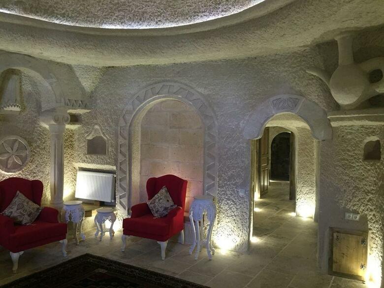 The Village Cave Hotel