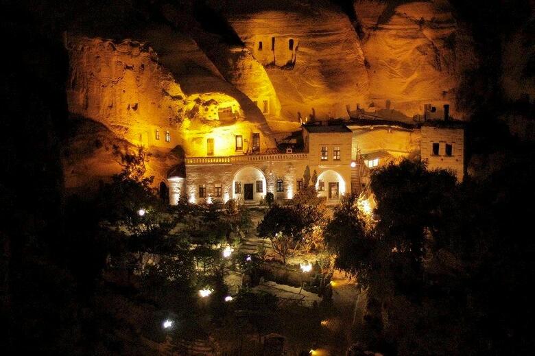 The Village Cave Hotel