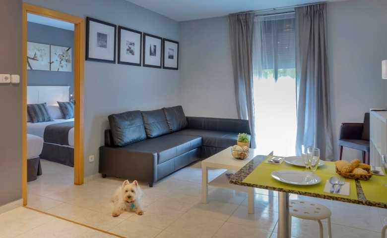 Alexandra Aparthotel