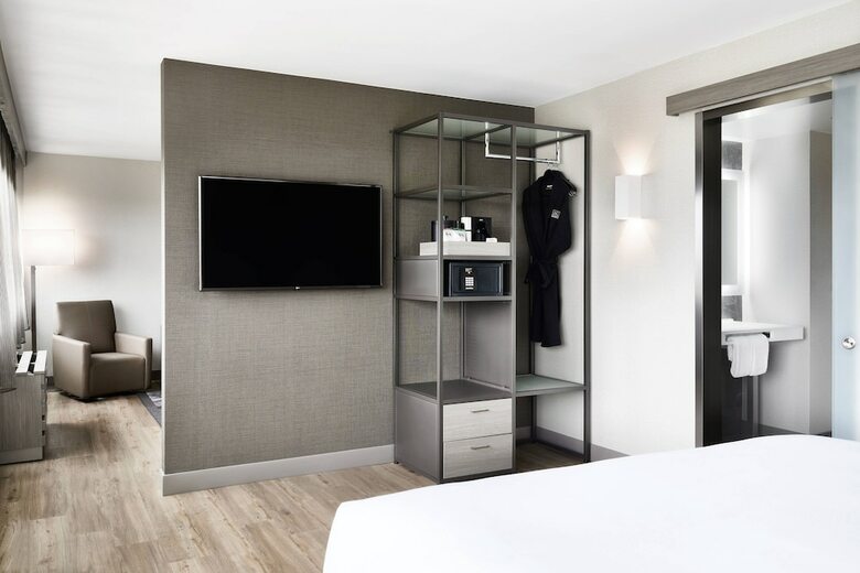 AC Hotel By Marriott Pleasanton