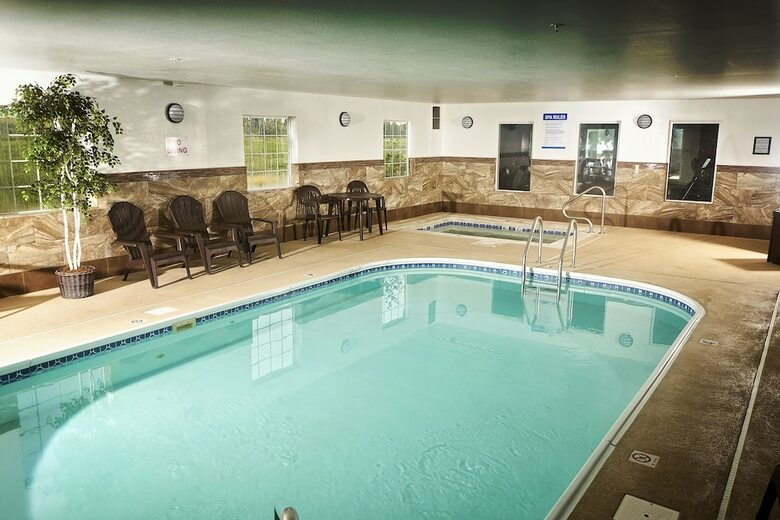 Hotel Fairbridge Inn Express