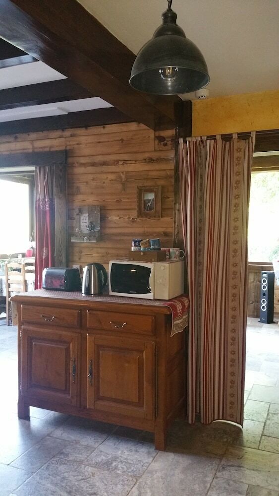 Bed & Breakfast Chambres D'h�tes Chalet de La Source