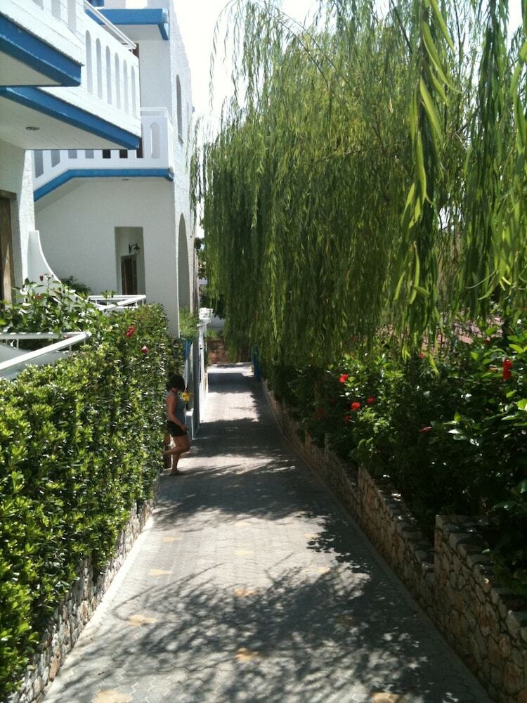 Hotel Folia Apartments