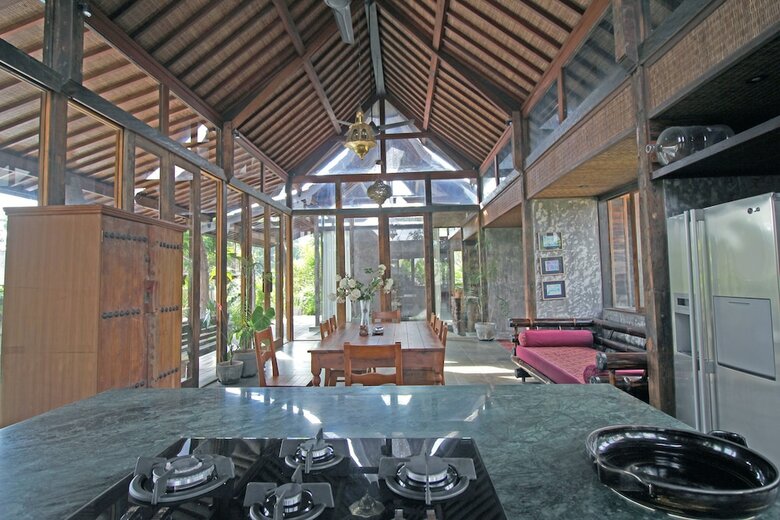 Villa Penjiwaan Community