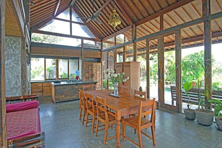 Villa Penjiwaan Community